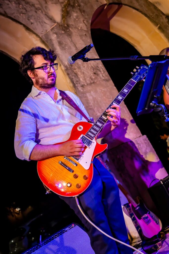 Lezioni di Chitarra a Catania Andrea Barbagallo