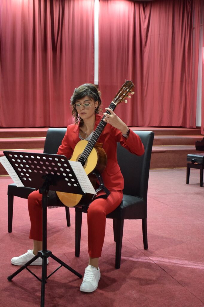 Lezioni chitarra Milano Martina Di Giuseppe Taormina