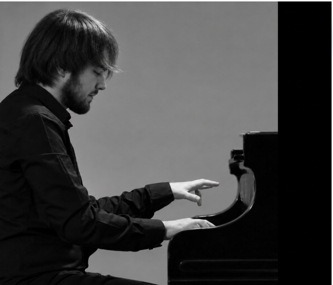 lezioni pianoforte La Spezia Nicolò R